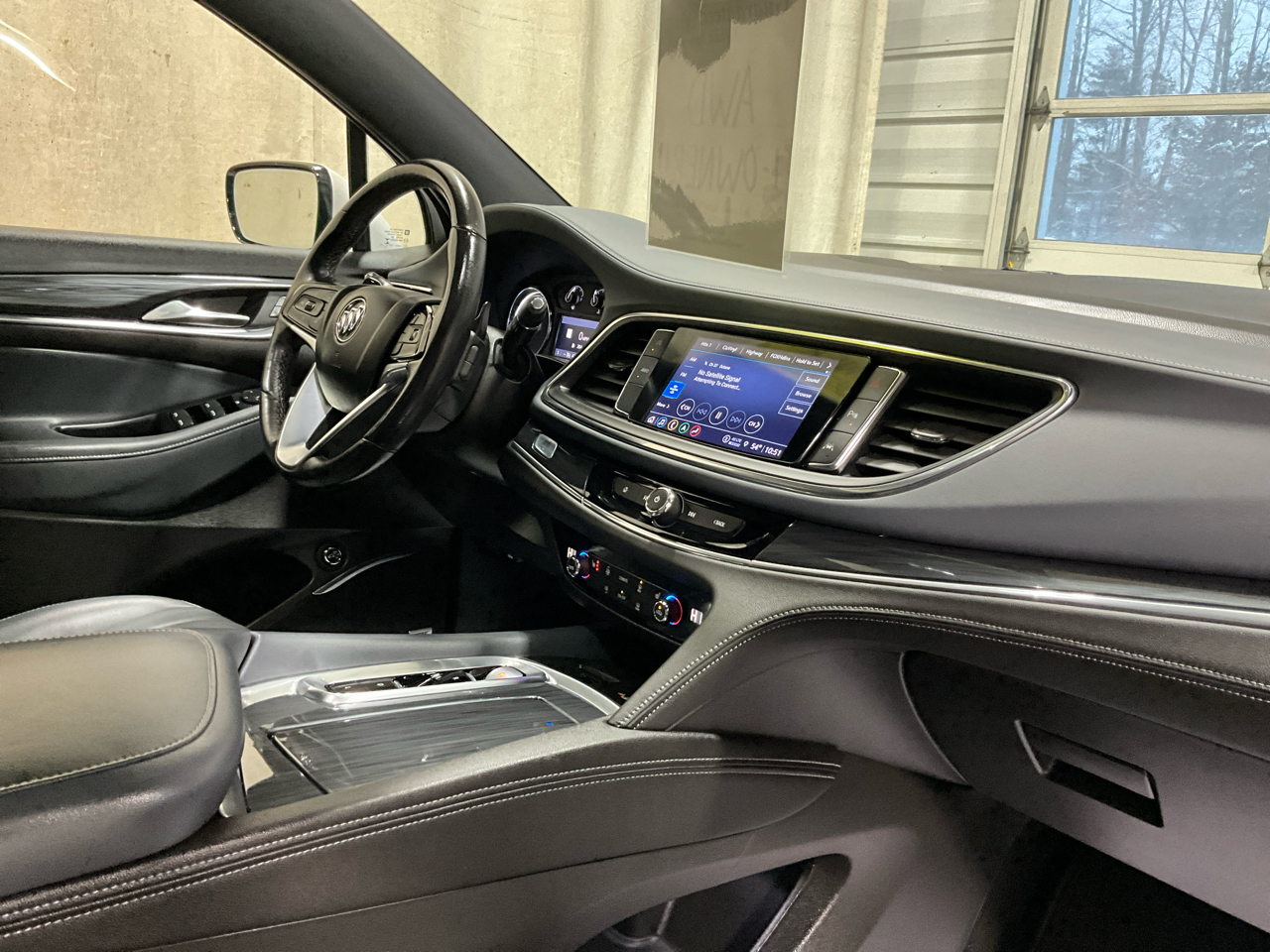 Buick Enclave AWD 4dr Essence 2023
