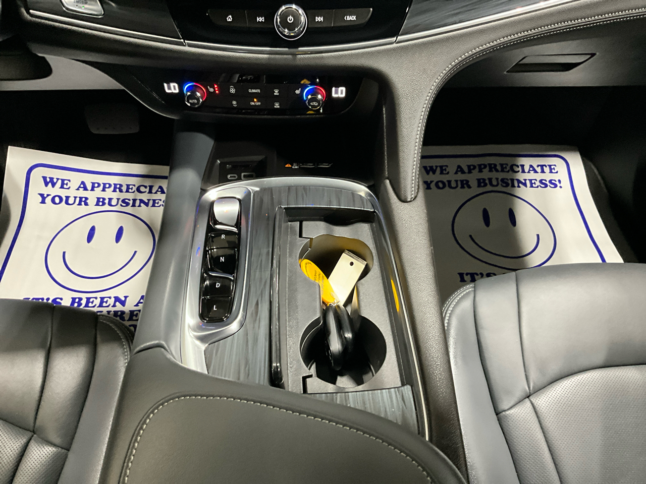 Buick Enclave AWD 4dr Essence 2023