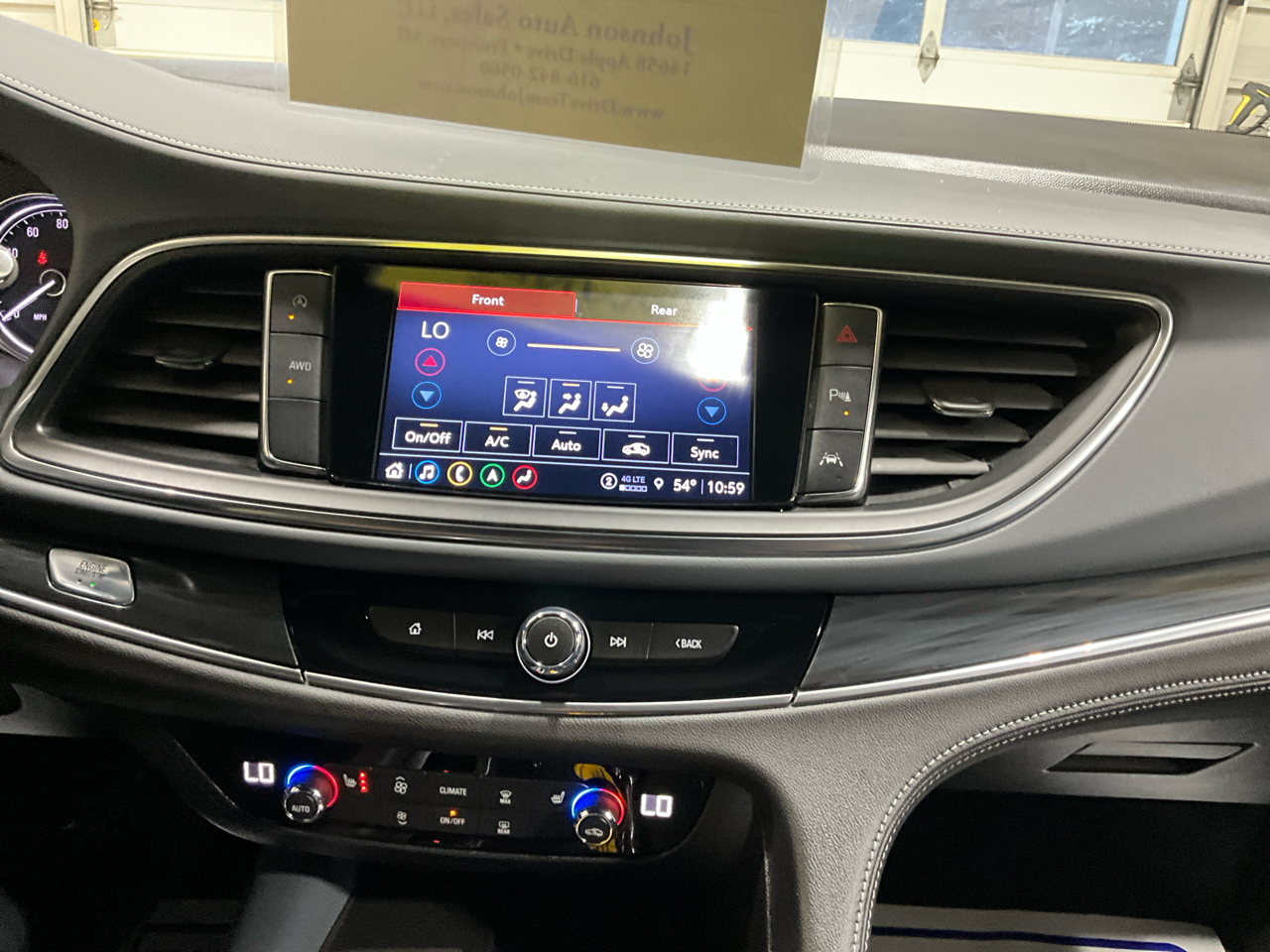 Buick Enclave AWD 4dr Essence 2023