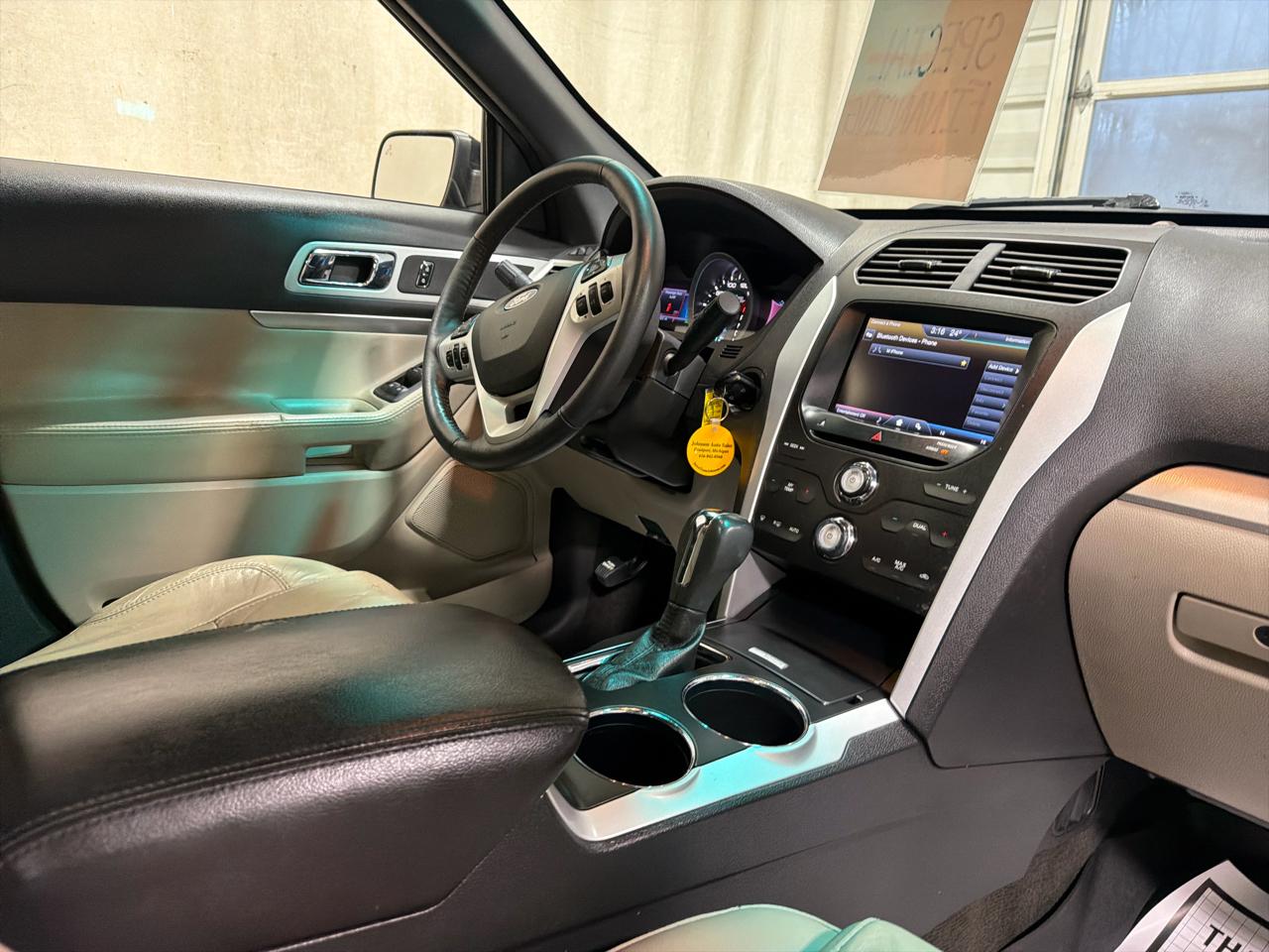 Ford Explorer FWD 4dr XLT 2014