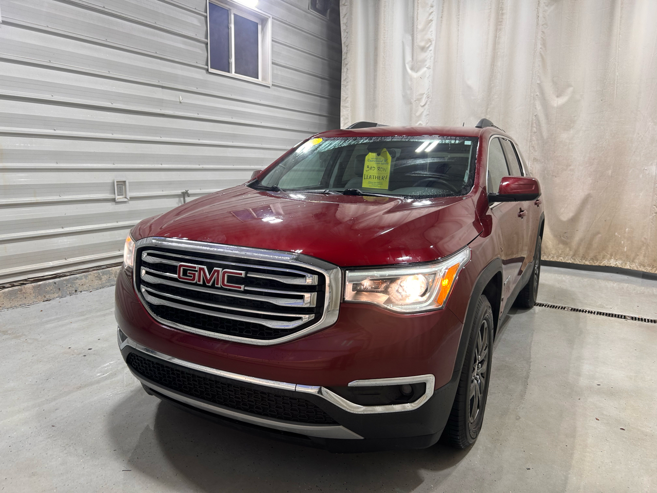 GMC Acadia FWD 4dr SLT w/SLT-1 2017