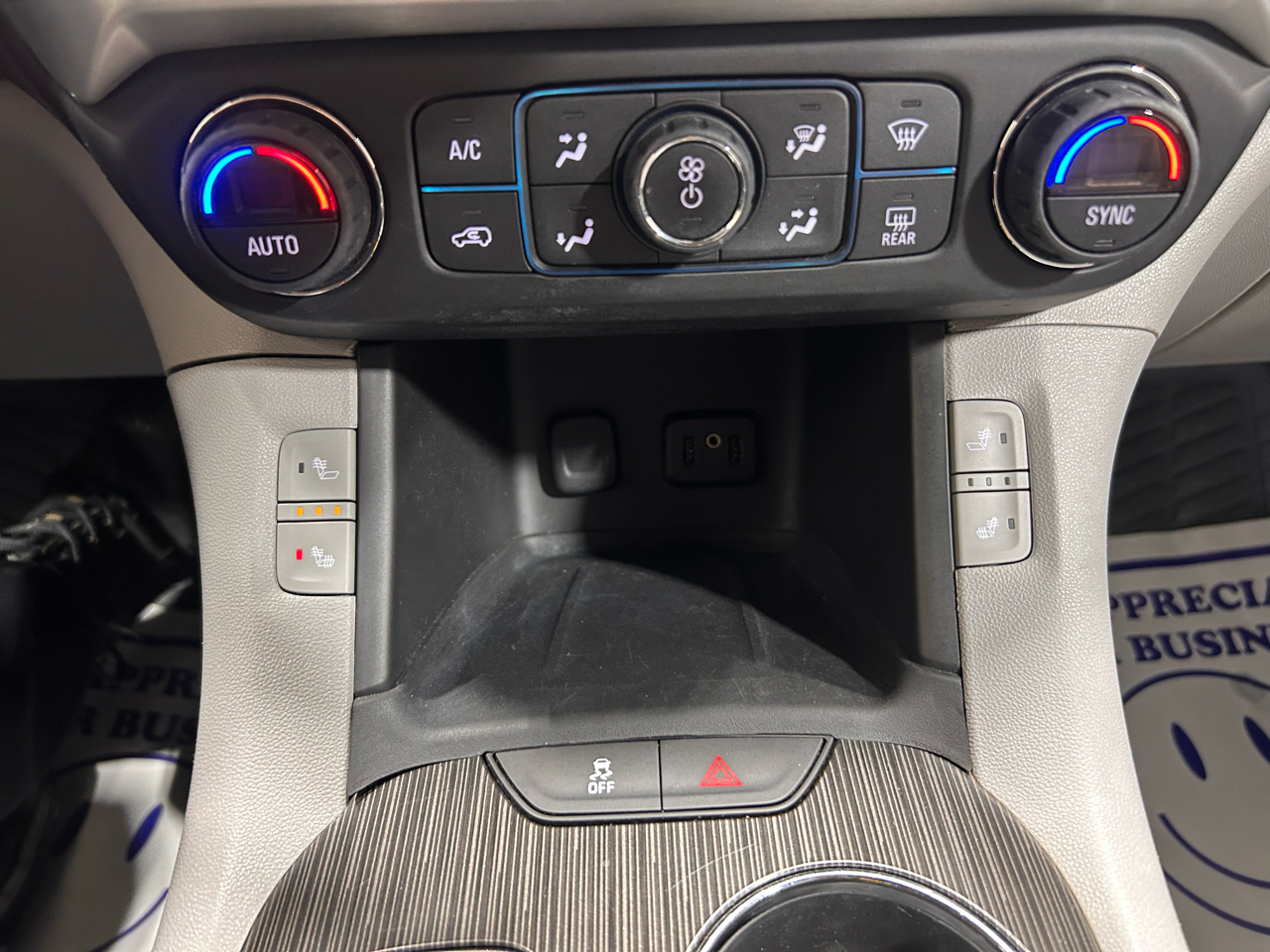 GMC Acadia FWD 4dr SLT w/SLT-1 2017