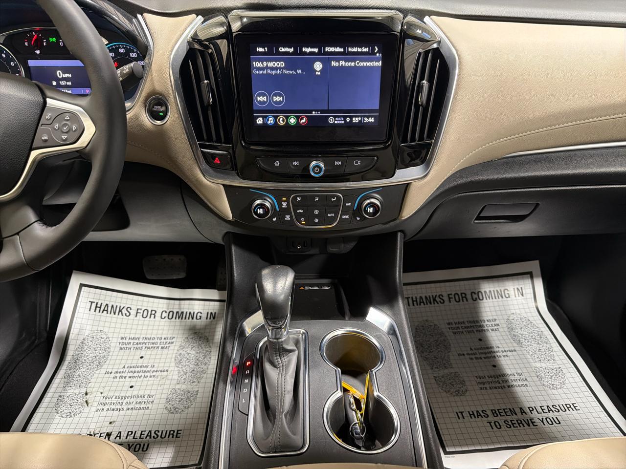 Chevrolet Traverse FWD 4dr LT Leather 2022