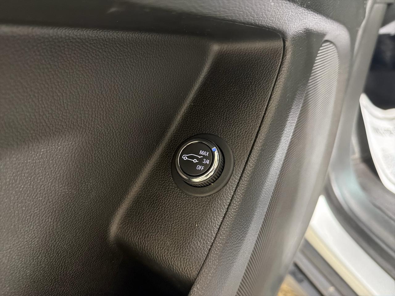 Chevrolet Traverse FWD 4dr LT Leather 2022