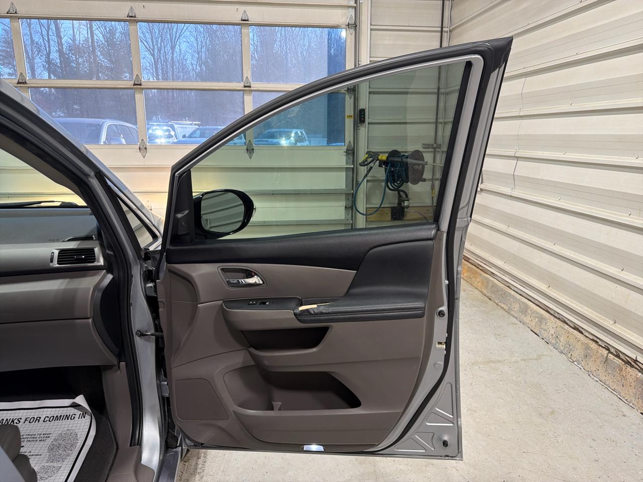 Honda Odyssey 5dr Touring Elite 2016