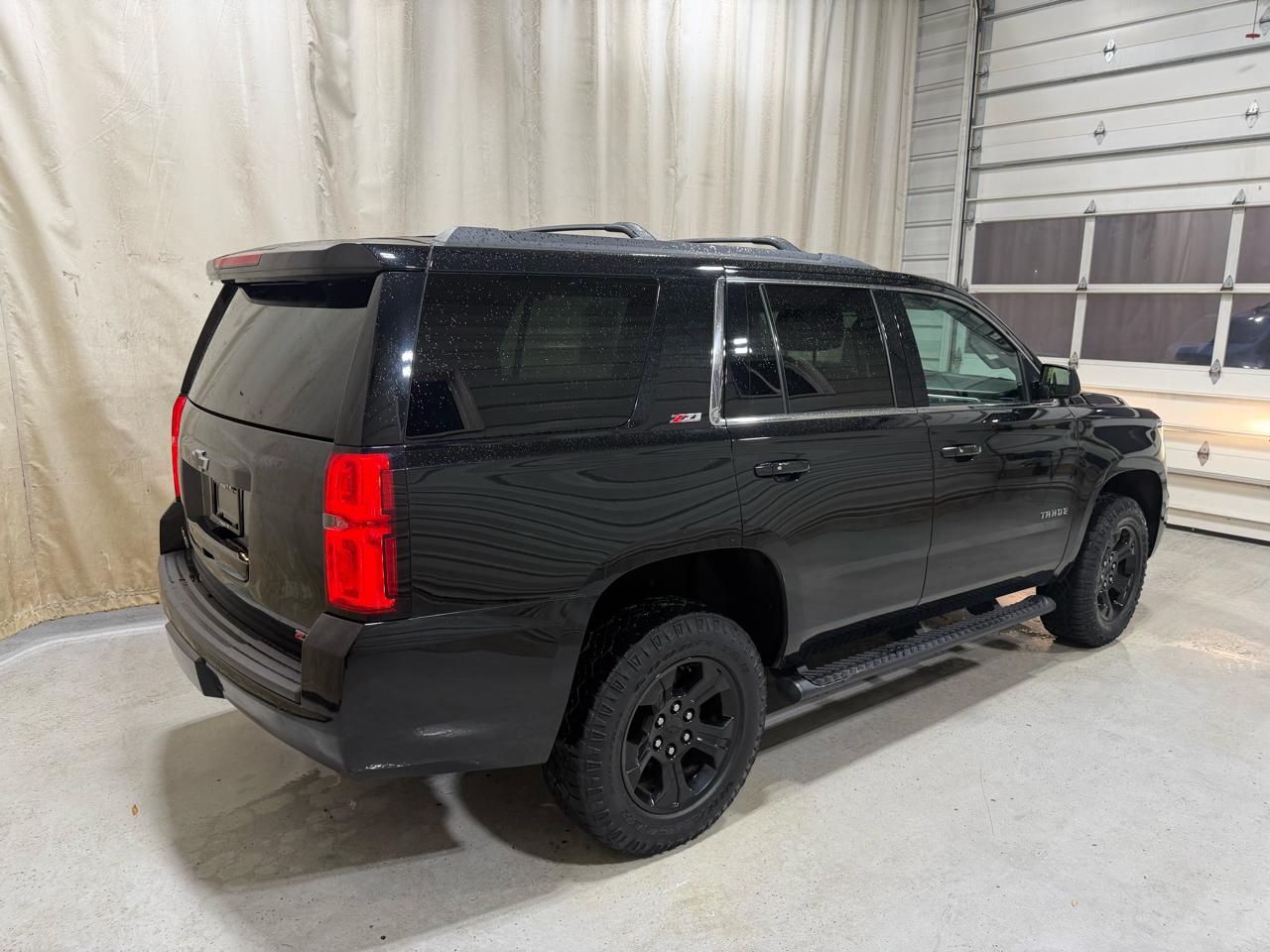 Chevrolet Tahoe 4WD 4dr Z71 2017