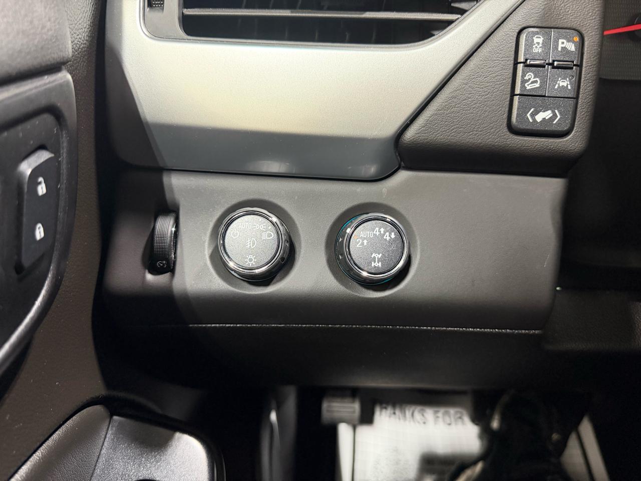 Chevrolet Tahoe 4WD 4dr Z71 2017