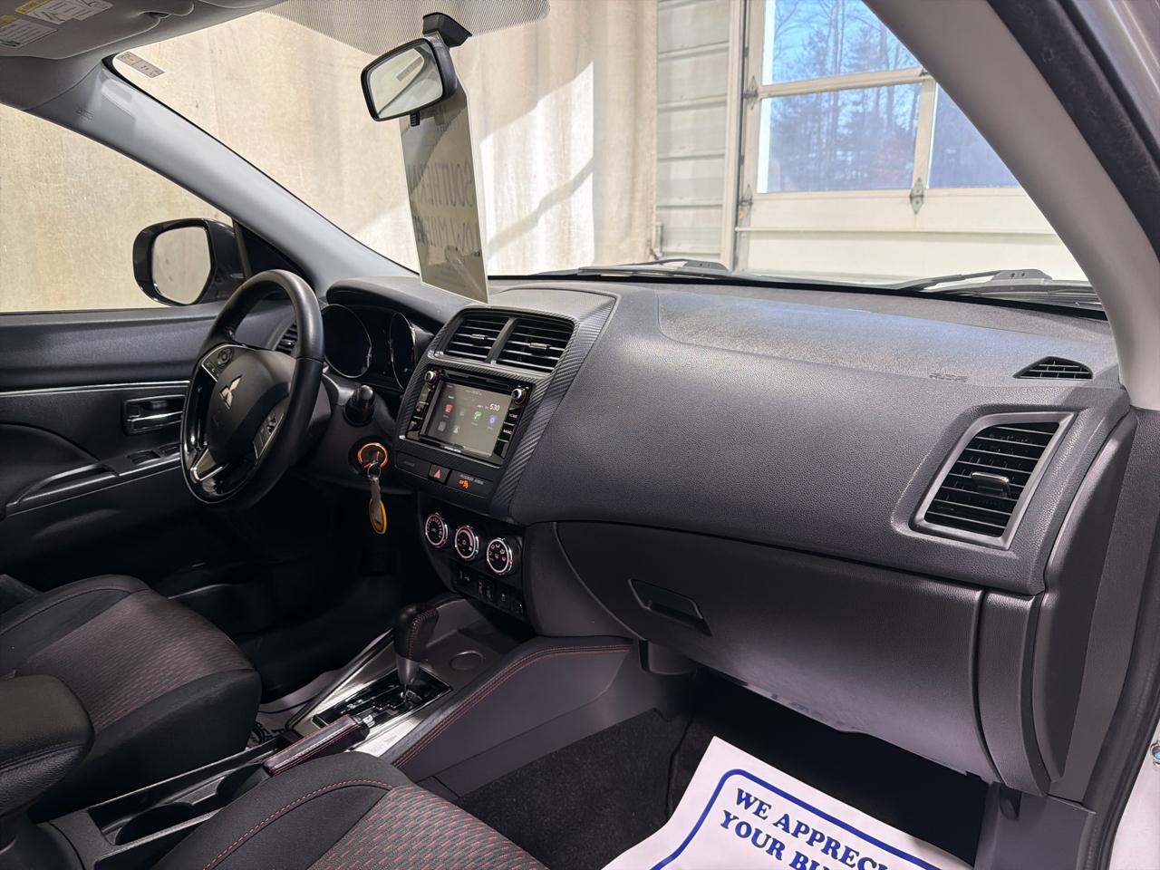 Mitsubishi Outlander Sport ES 2.0 CVT 2018