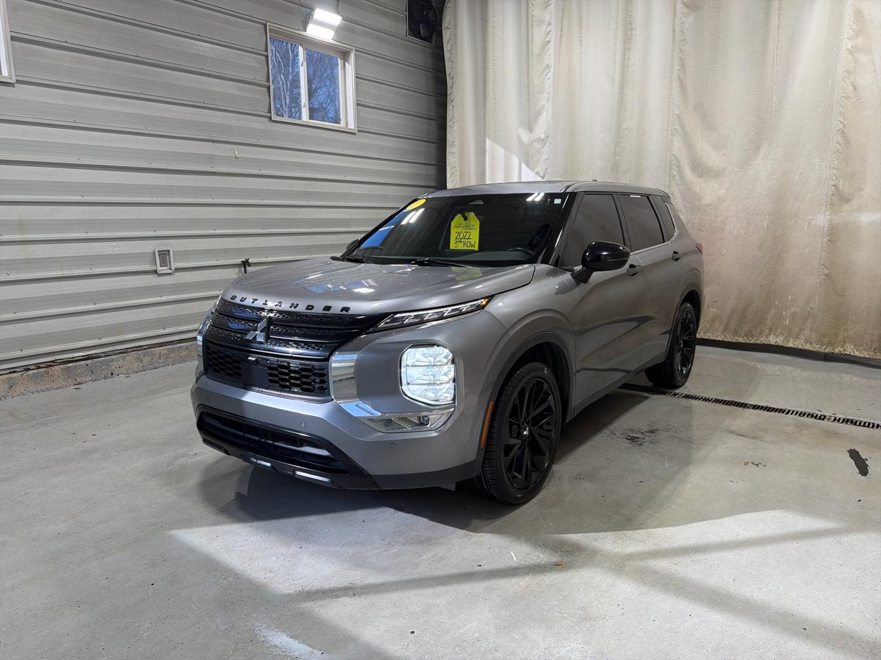 Mitsubishi Outlander SE FWD *Ltd Avail* 2022
