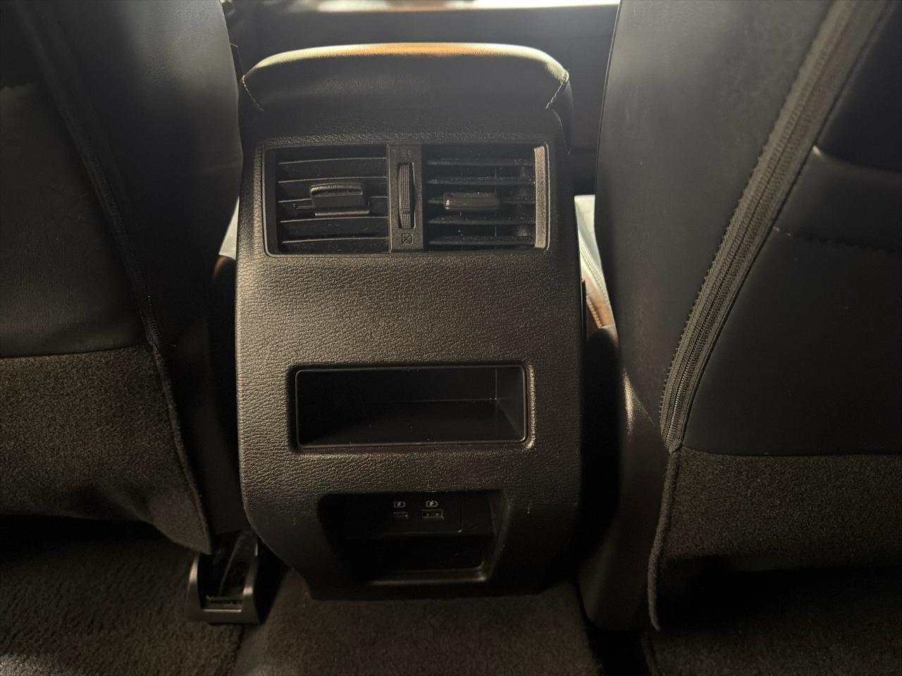 Mitsubishi Outlander SE FWD *Ltd Avail* 2022