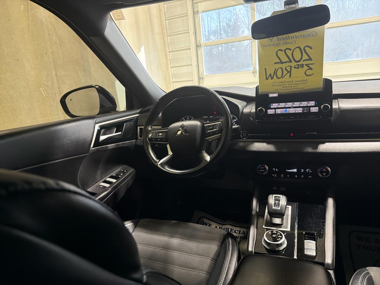 Mitsubishi Outlander SE FWD *Ltd Avail* 2022