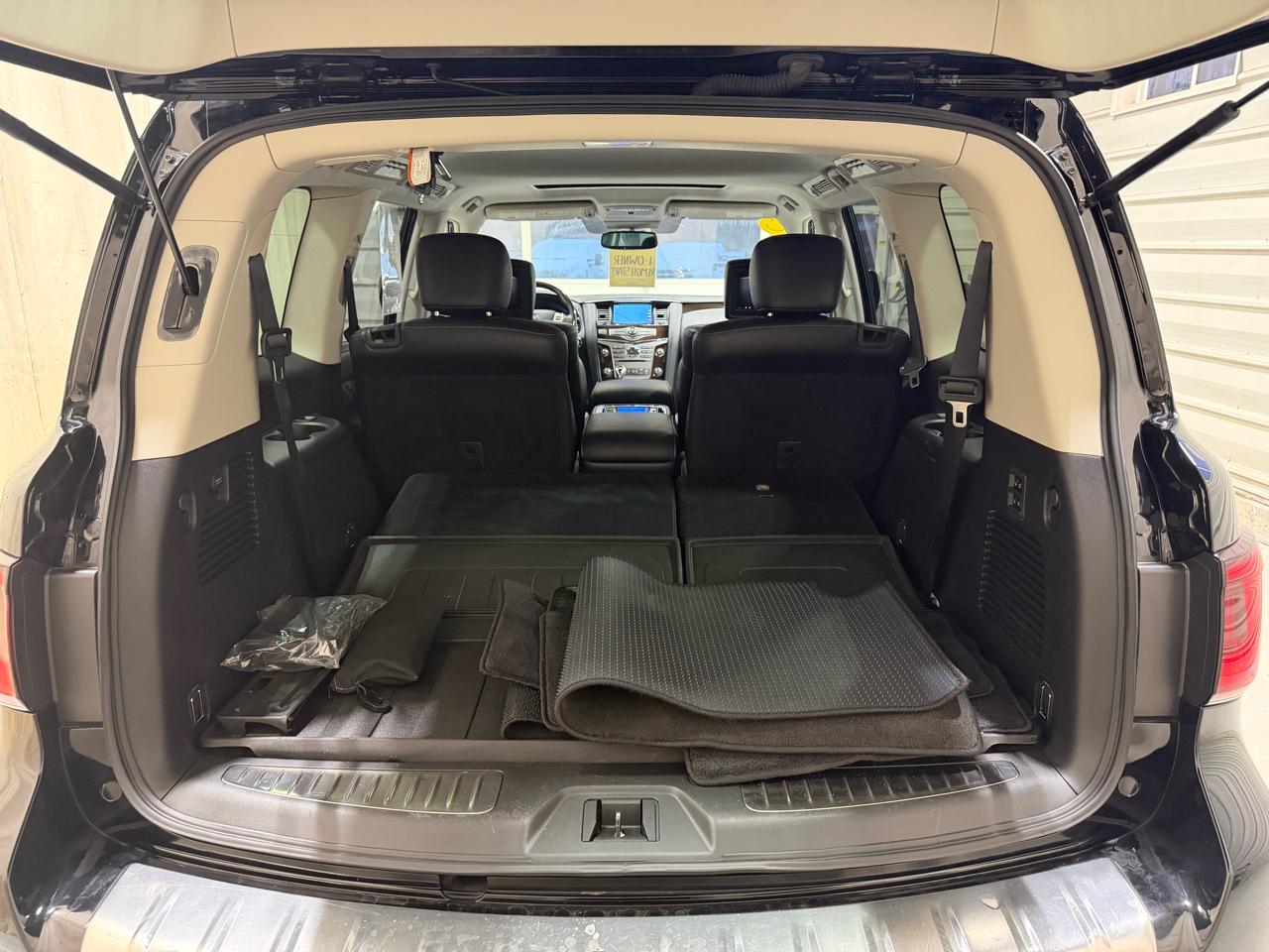 Infiniti QX80 LUXE AWD 2019