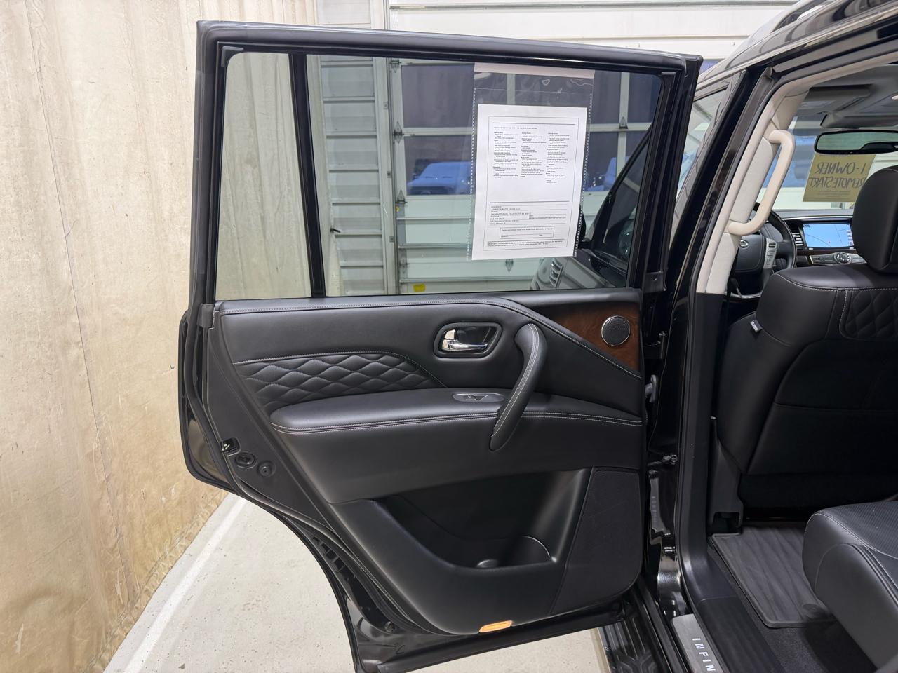 Infiniti QX80 LUXE AWD 2019