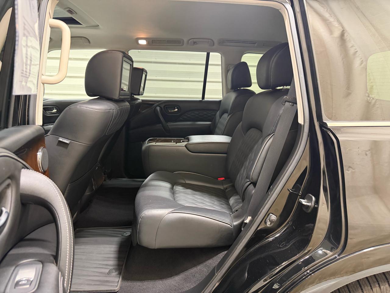 Infiniti QX80 LUXE AWD 2019