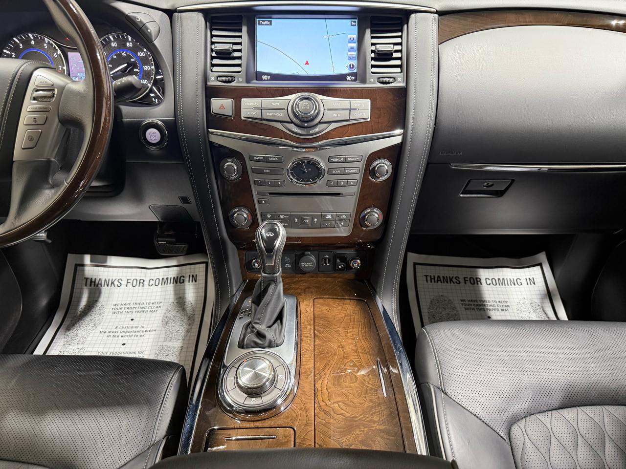 Infiniti QX80 LUXE AWD 2019