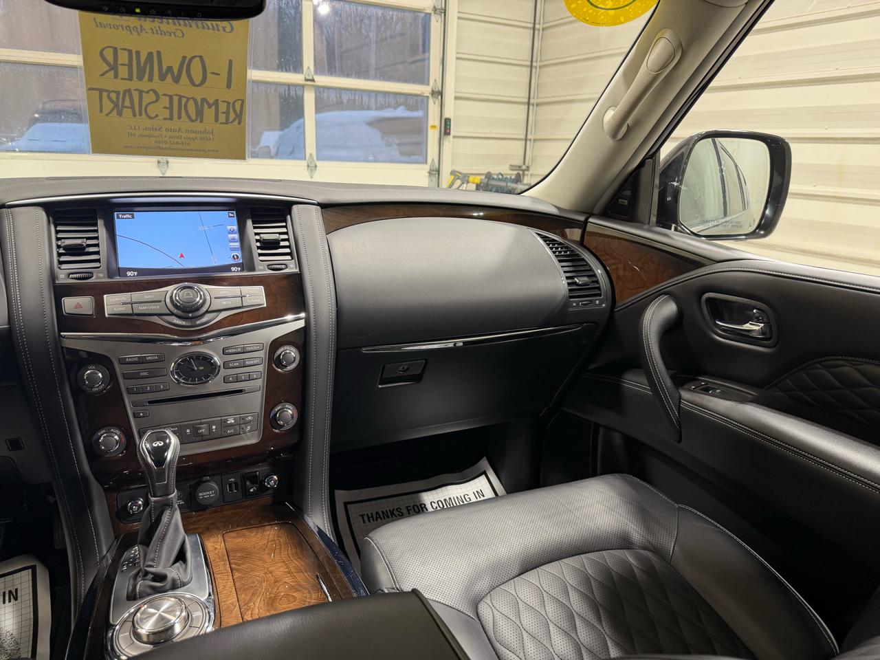 Infiniti QX80 LUXE AWD 2019