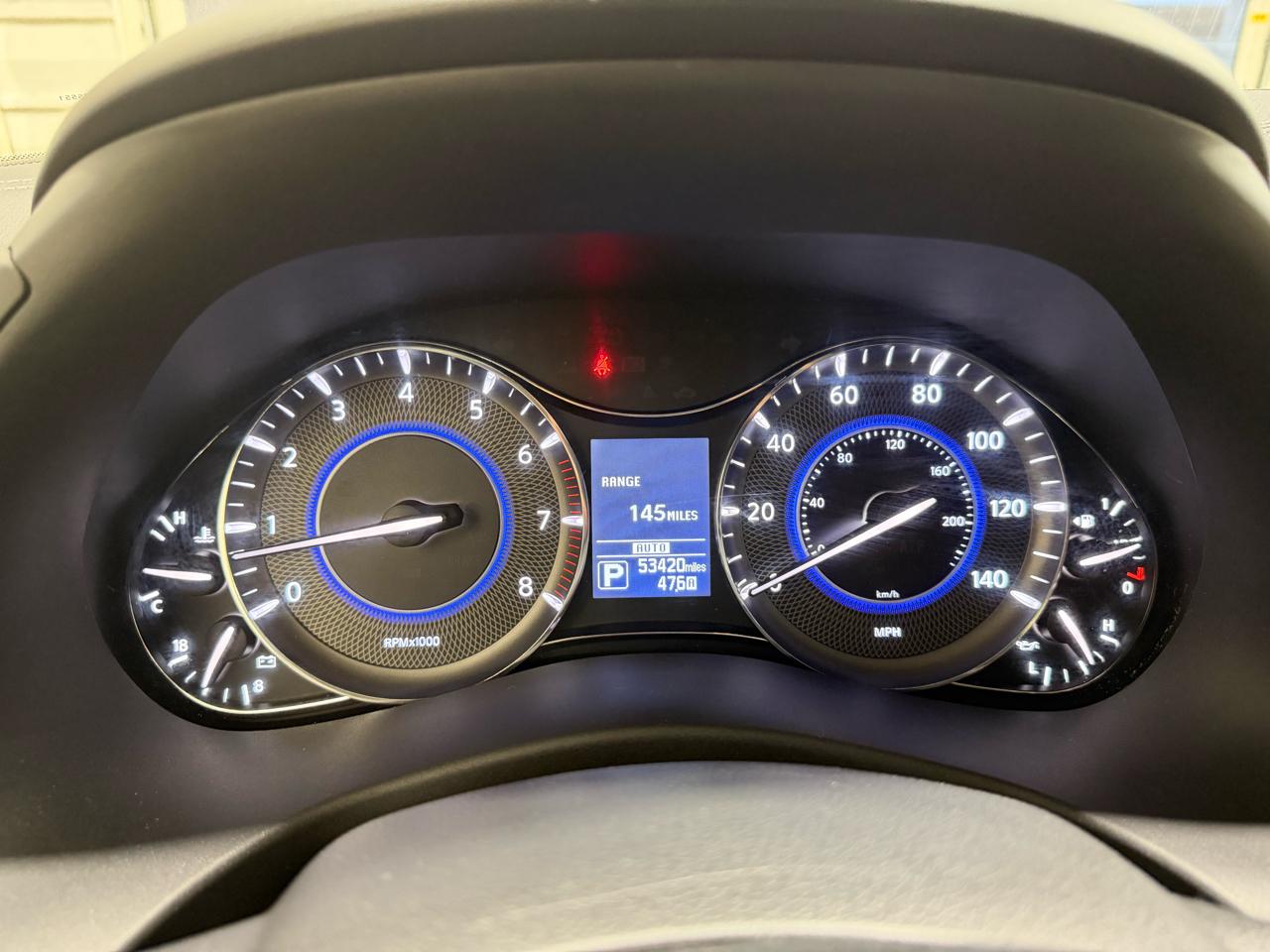 Infiniti QX80 LUXE AWD 2019