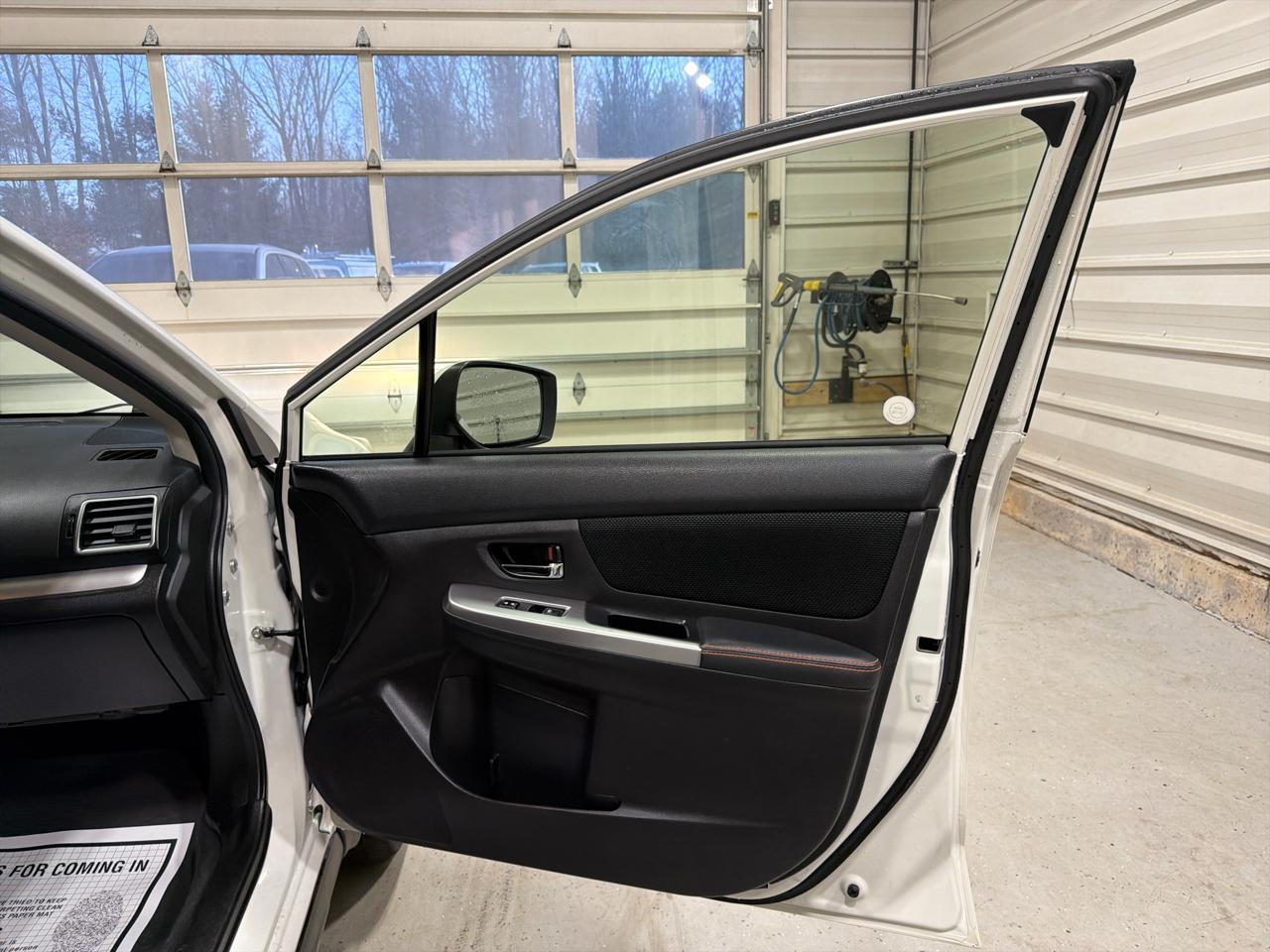 Subaru Crosstrek 2.0i Premium Manual 2017