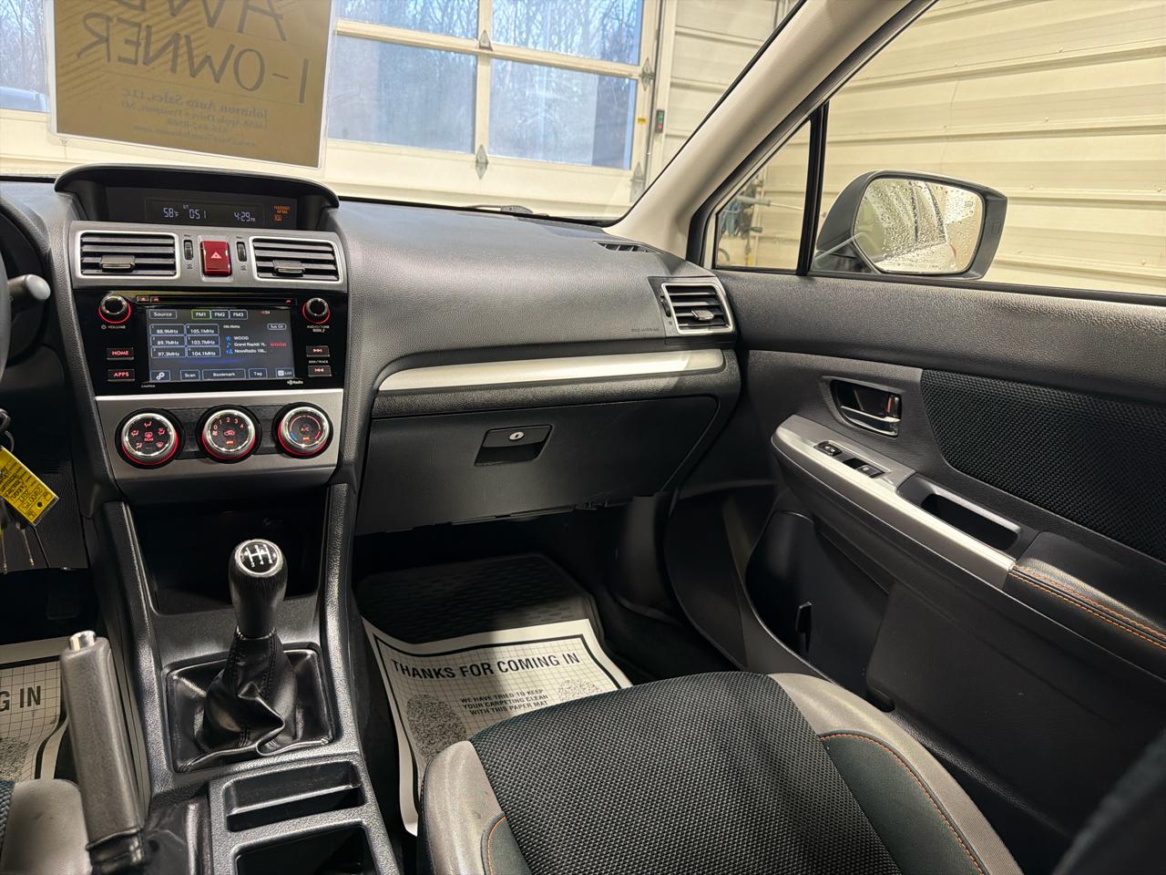 Subaru Crosstrek 2.0i Premium Manual 2017