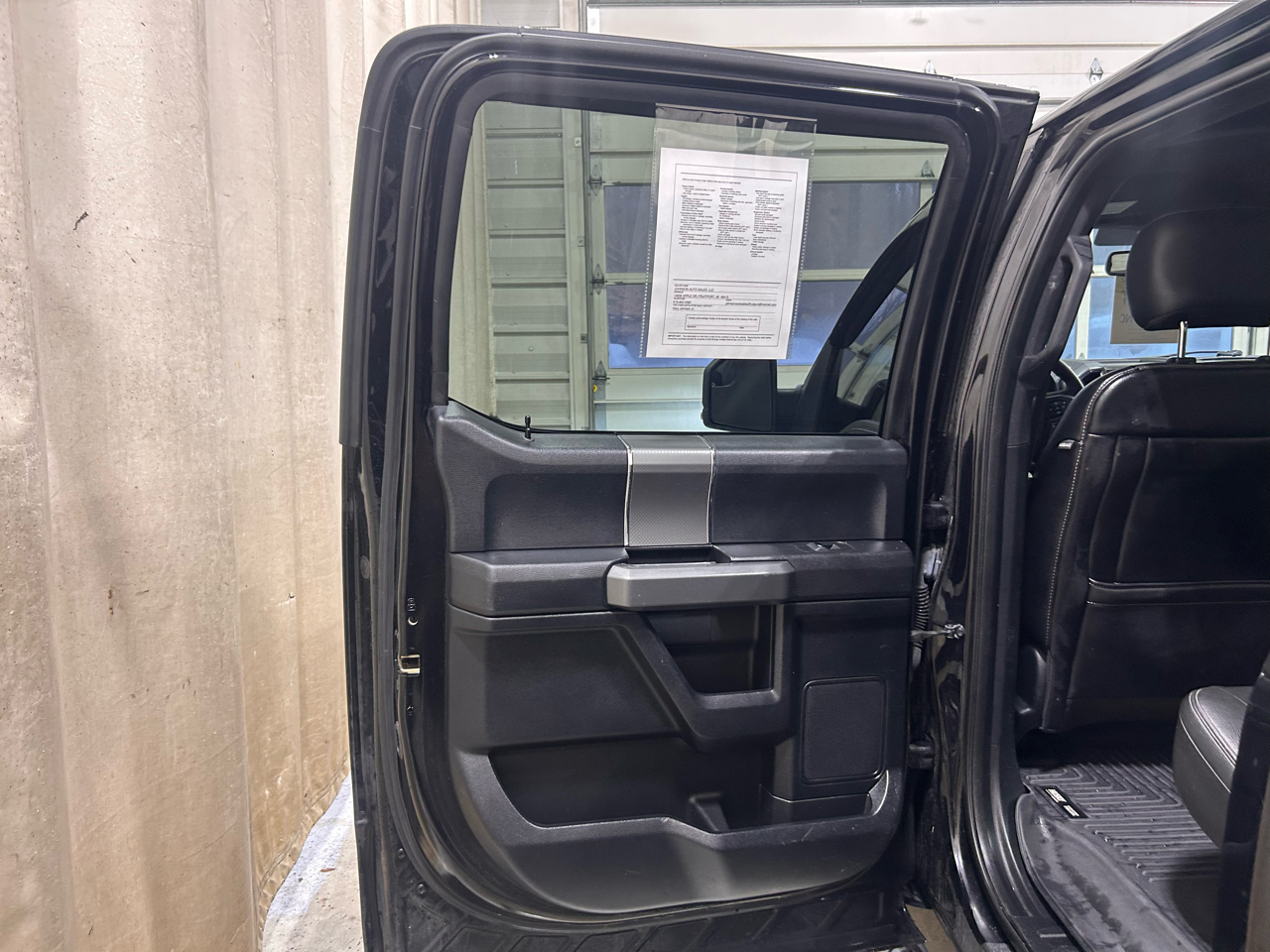 Ford F-150 4WD SuperCrew 150" FX4 2016