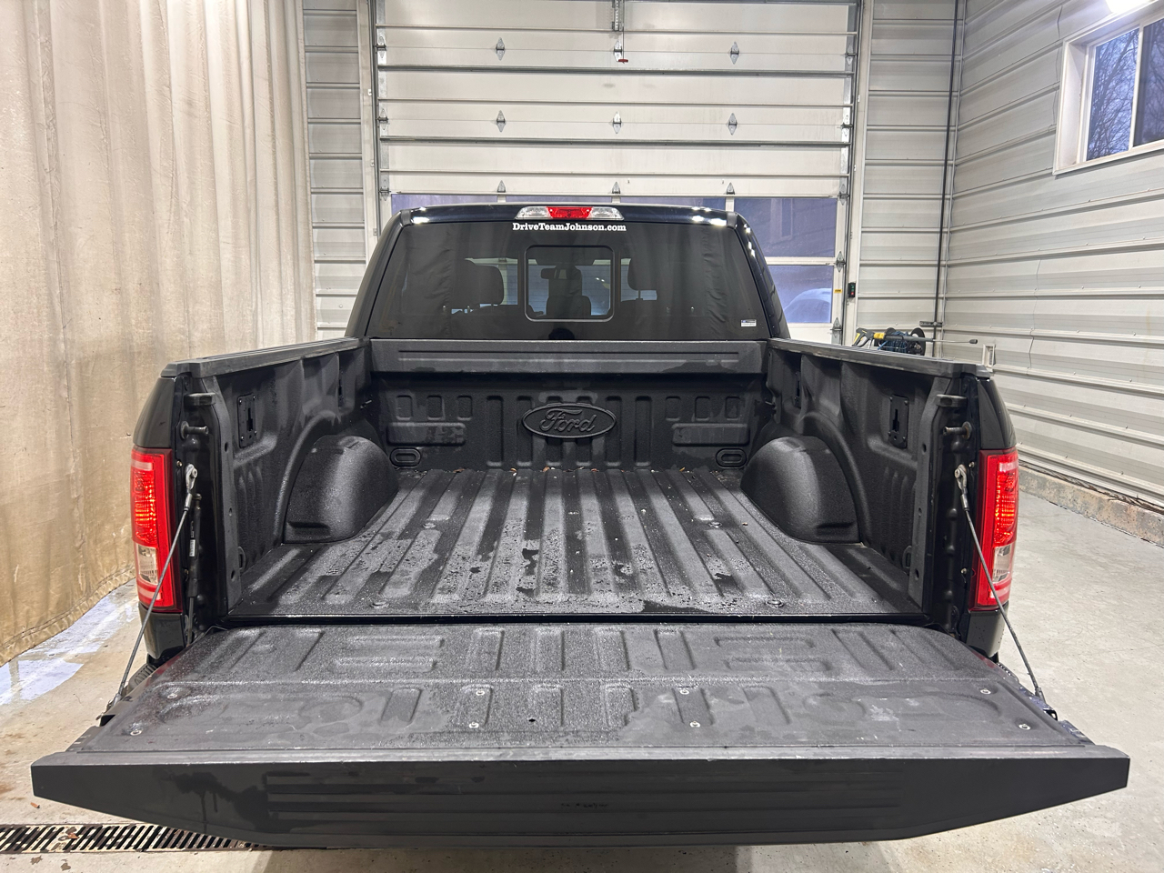 Ford F-150 4WD SuperCrew 150" FX4 2016