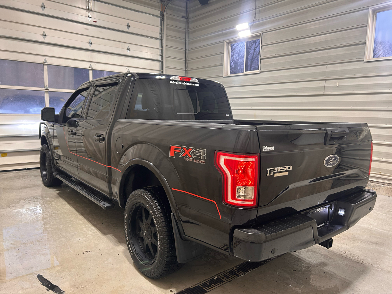 Ford F-150 4WD SuperCrew 150" FX4 2016