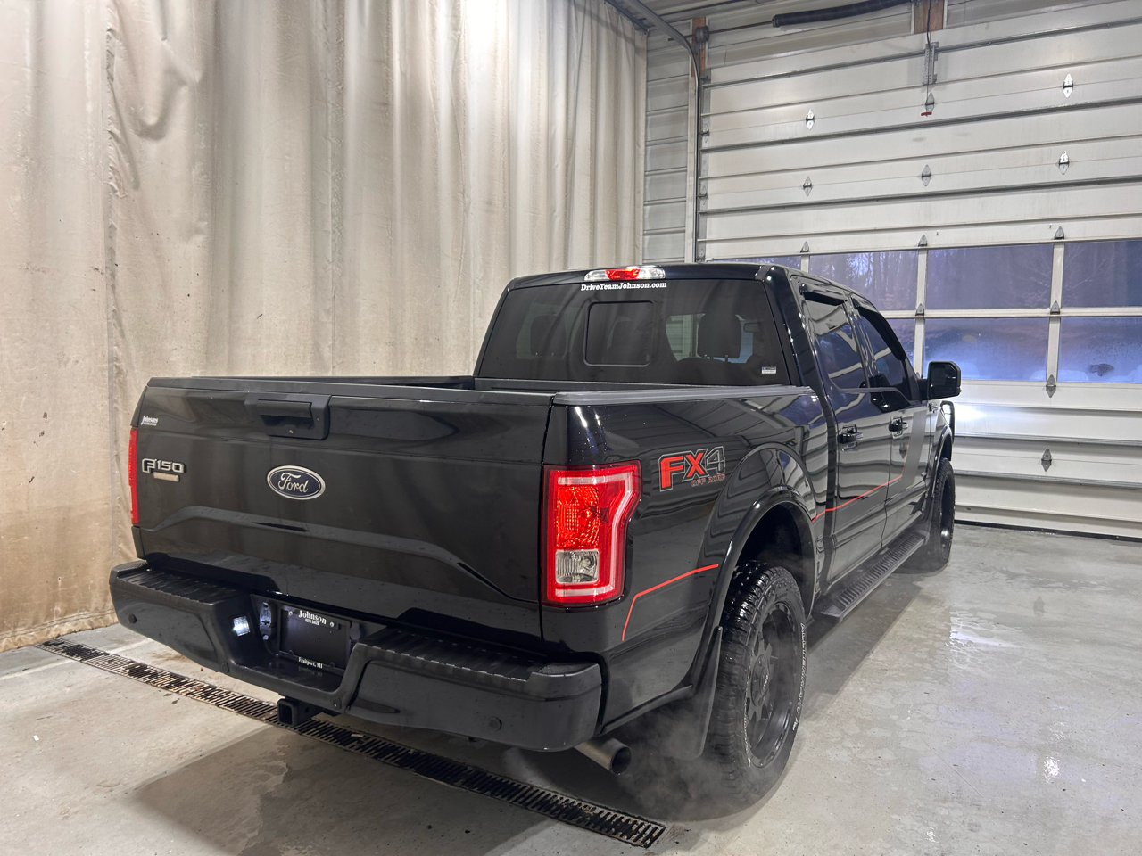 Ford F-150 4WD SuperCrew 150" FX4 2016