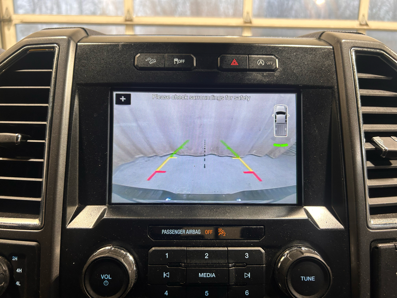 Ford F-150 4WD SuperCrew 150" FX4 2016