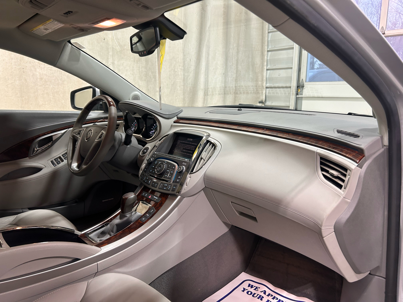 Buick LaCrosse 4dr Sdn CXS 3.6L 2010