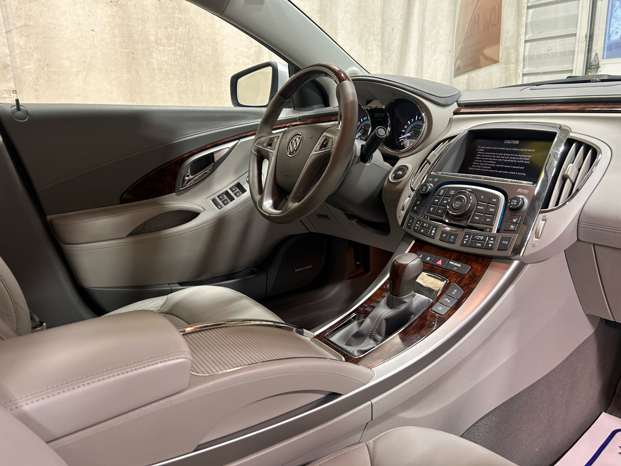 Buick LaCrosse 4dr Sdn CXS 3.6L 2010