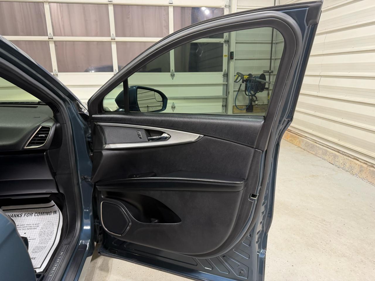 Lincoln MKX FWD 4dr Premiere 2016