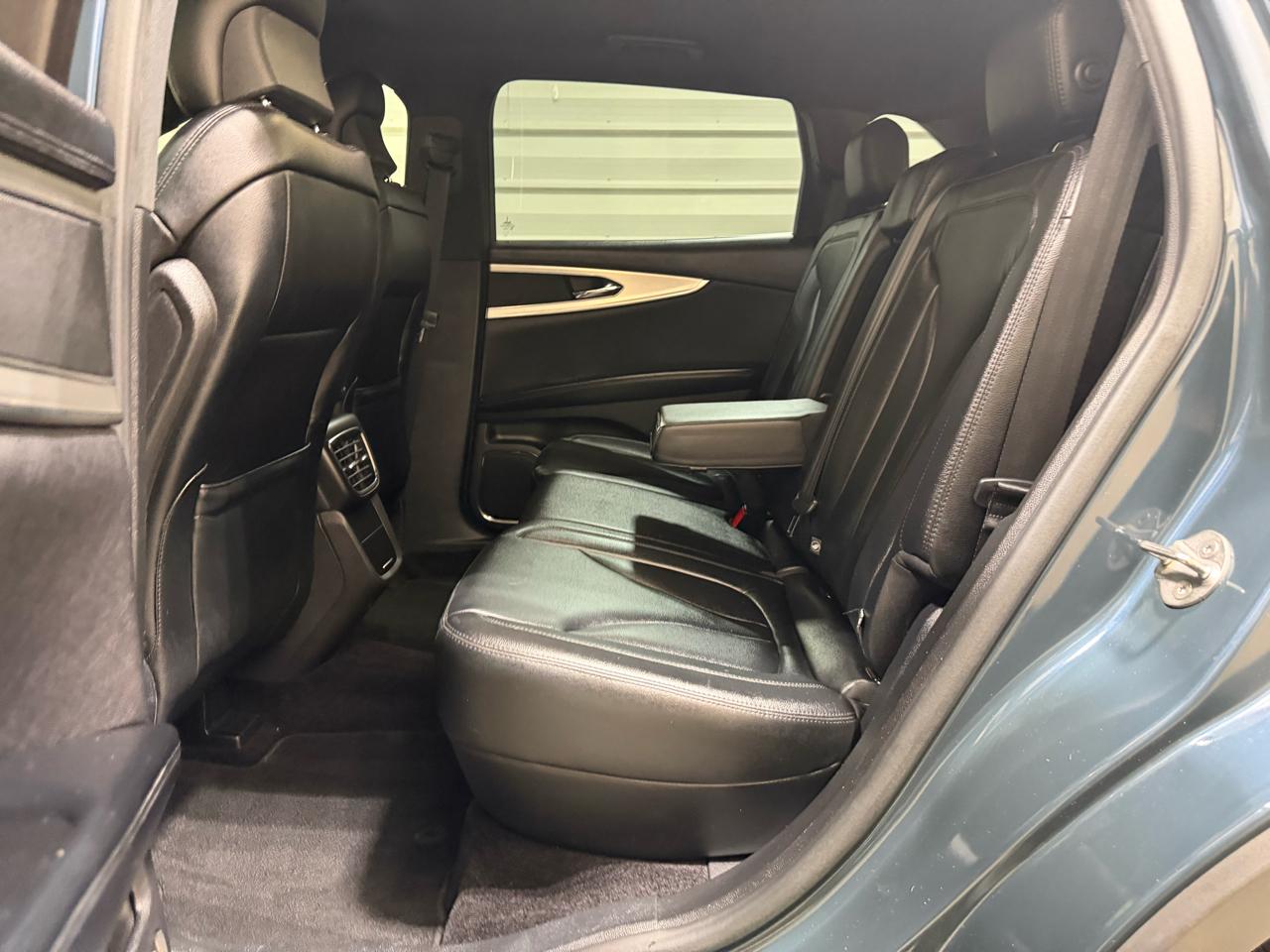 Lincoln MKX FWD 4dr Premiere 2016