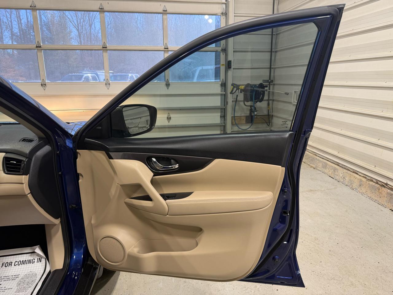 Nissan Rogue FWD SV 2019