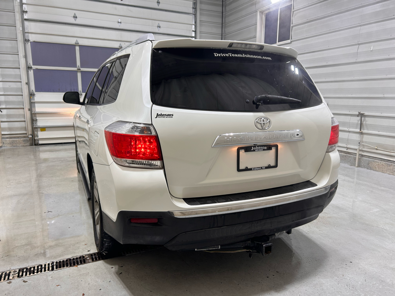 Toyota Highlander FWD 4dr V6 Limited (Natl) 2012