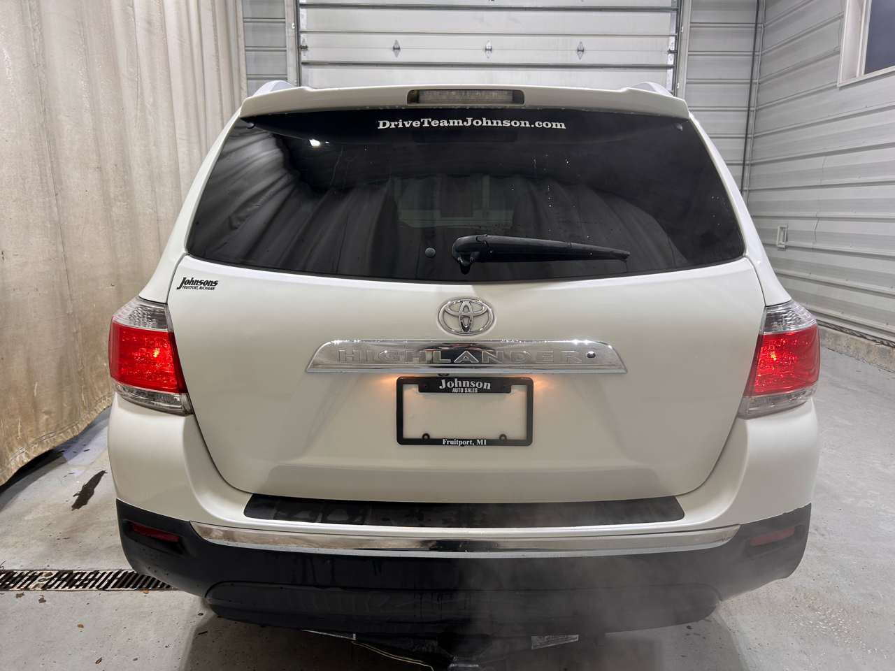 Toyota Highlander FWD 4dr V6 Limited (Natl) 2012