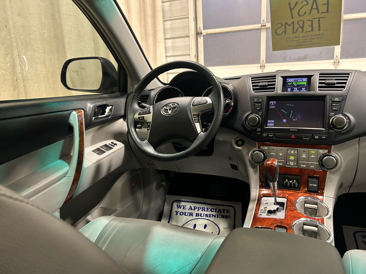 Toyota Highlander FWD 4dr V6 Limited (Natl) 2012