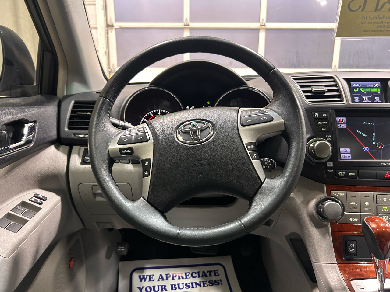 Toyota Highlander FWD 4dr V6 Limited (Natl) 2012