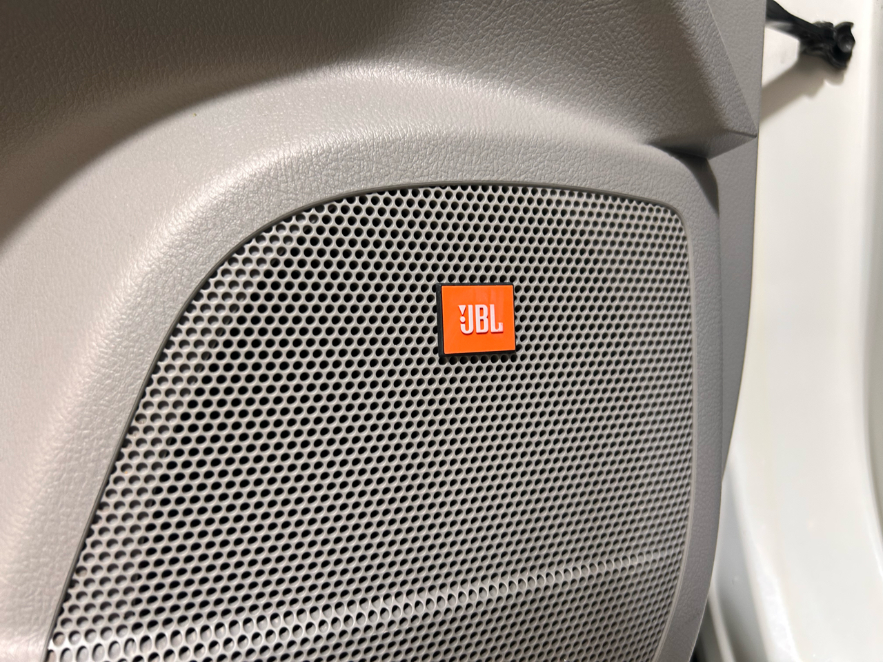 Toyota Highlander FWD 4dr V6 Limited (Natl) 2012