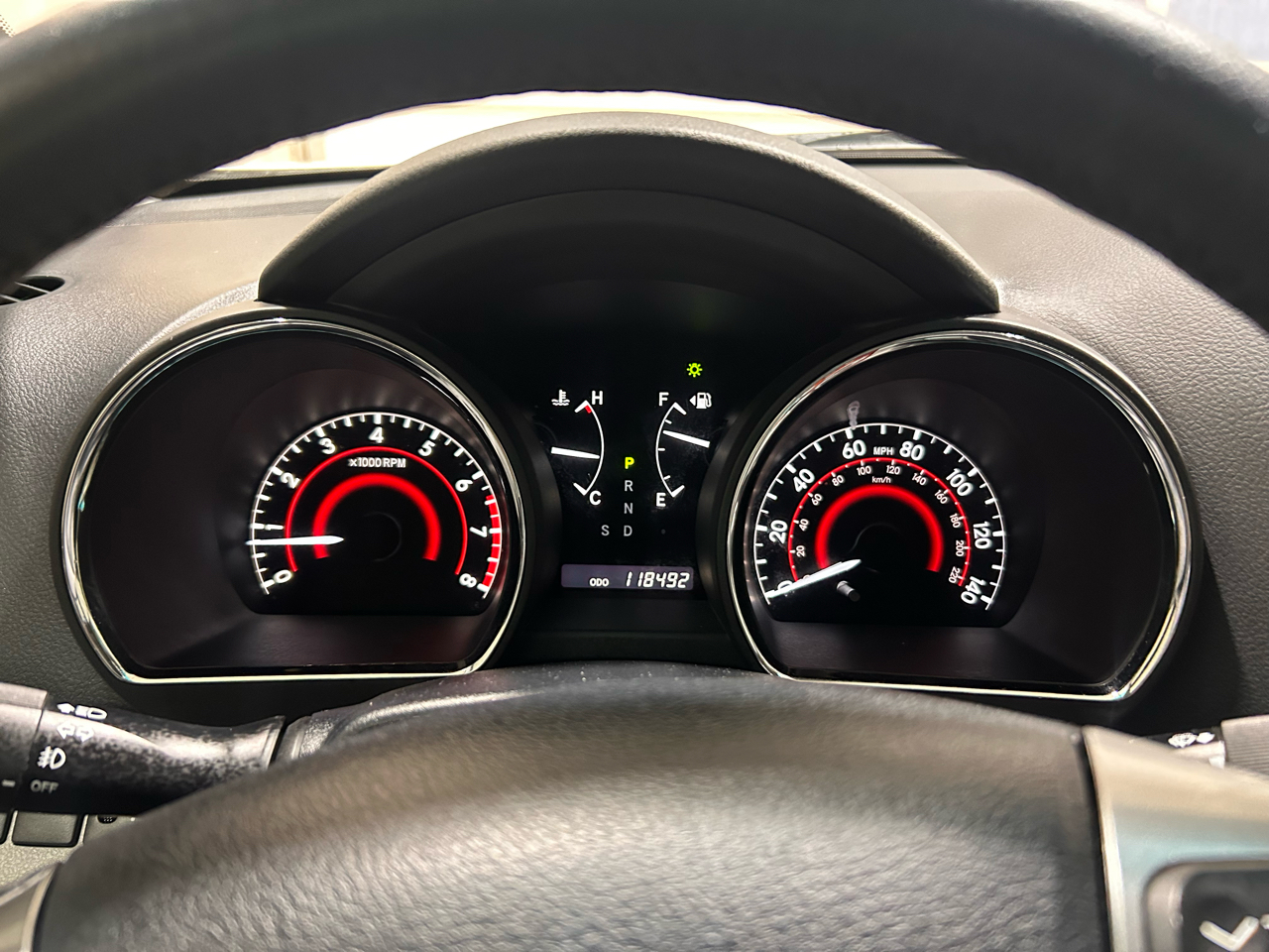 Toyota Highlander FWD 4dr V6 Limited (Natl) 2012