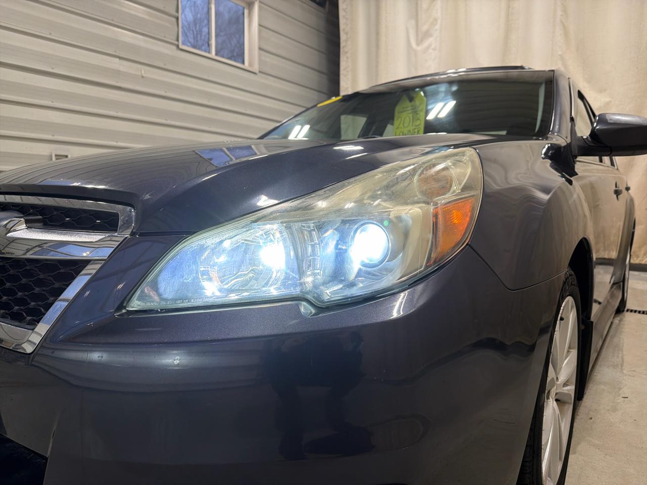 Subaru Legacy 4dr Sdn H4 Auto 2.5i Limited 2013