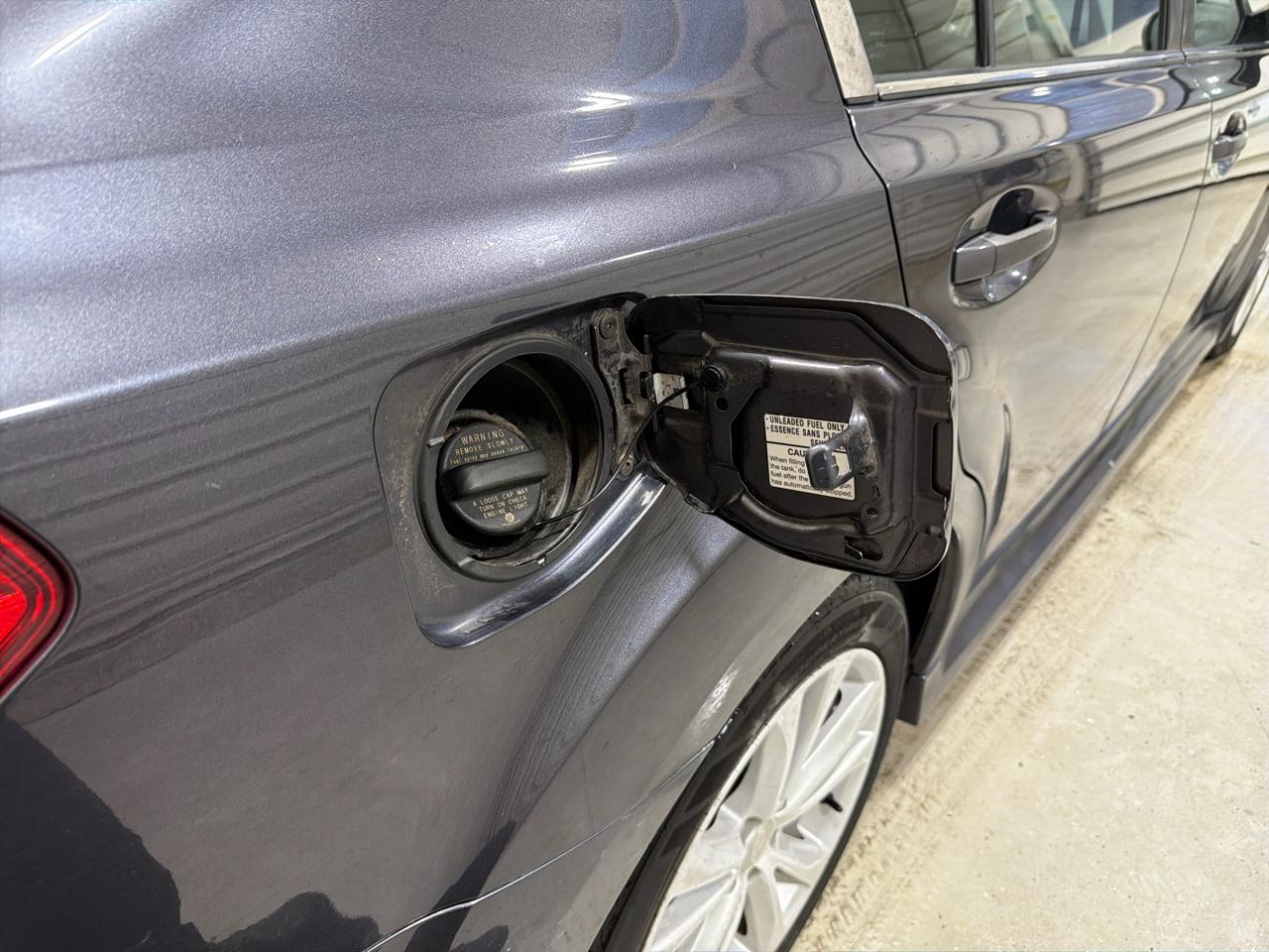 Subaru Legacy 4dr Sdn H4 Auto 2.5i Limited 2013