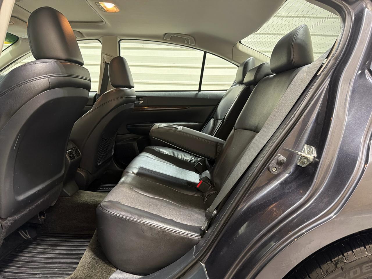 Subaru Legacy 4dr Sdn H4 Auto 2.5i Limited 2013