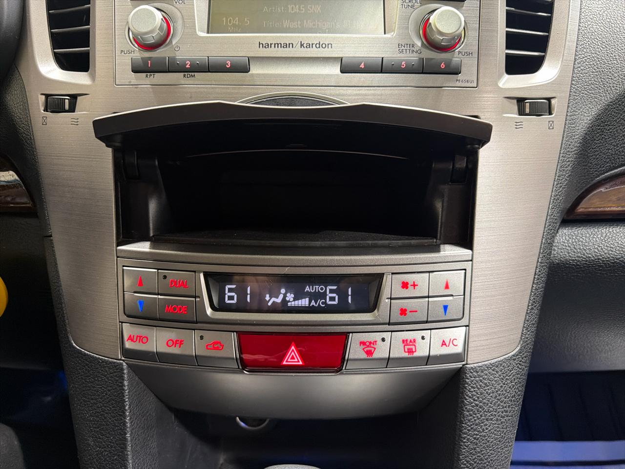 Subaru Legacy 4dr Sdn H4 Auto 2.5i Limited 2013