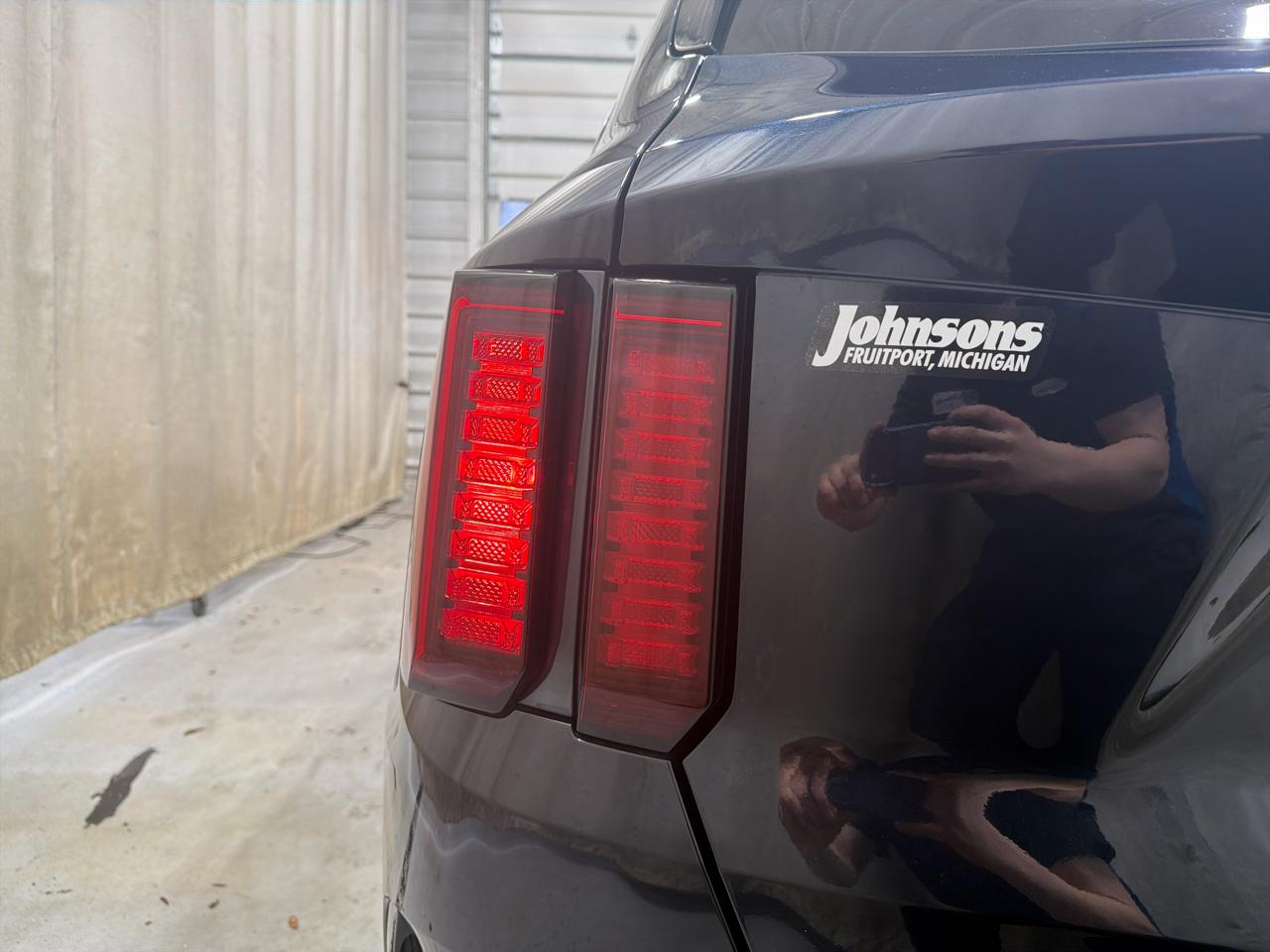 Kia Sorento Hybrid EX AWD 2023