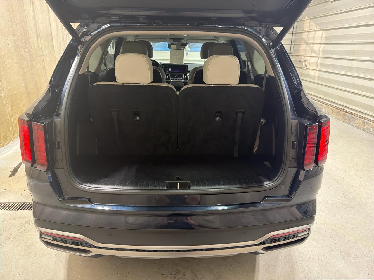 Kia Sorento Hybrid EX AWD 2023