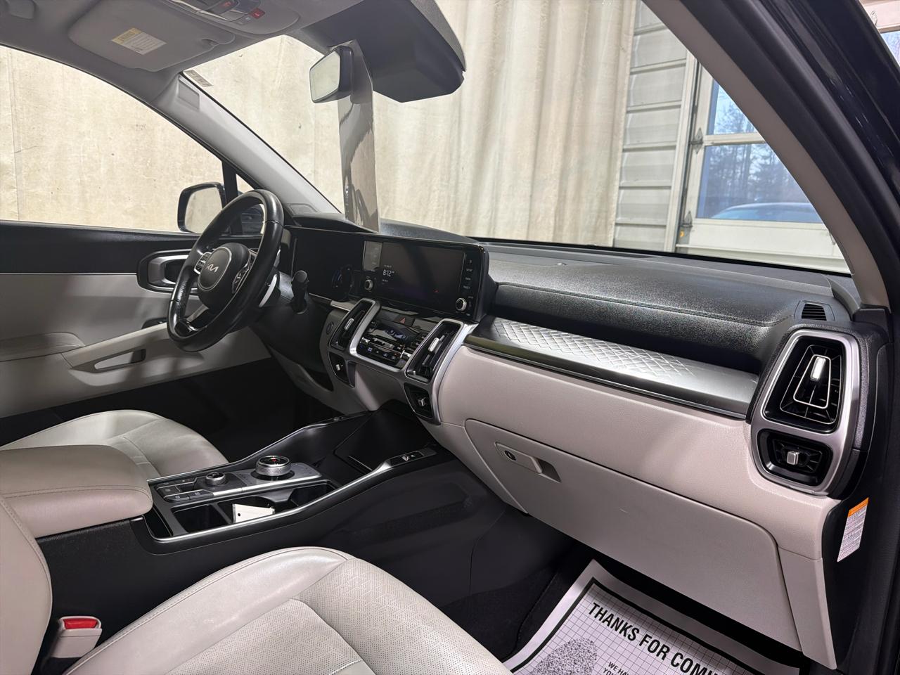 Kia Sorento Hybrid EX AWD 2023