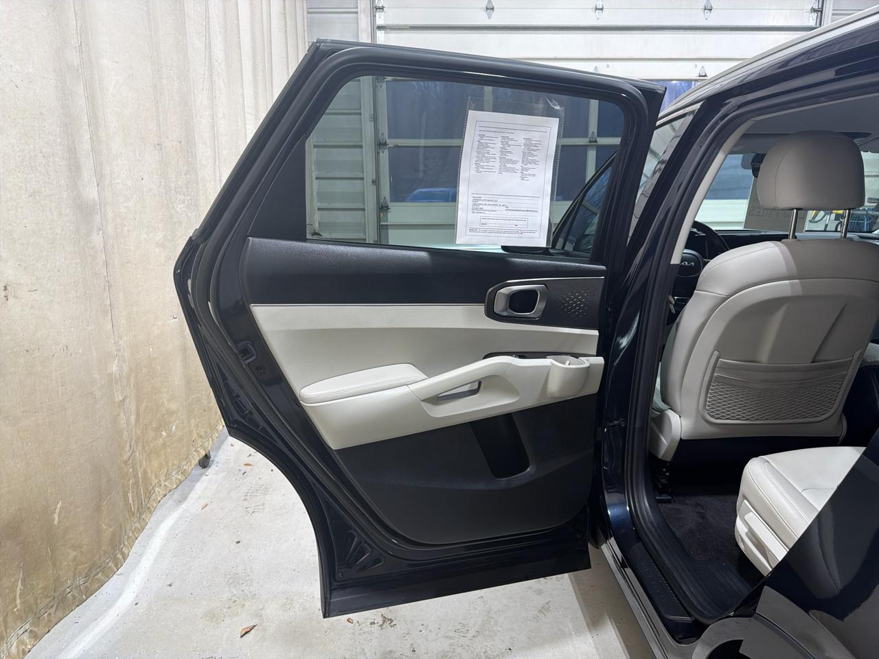 Kia Sorento Hybrid EX AWD 2023