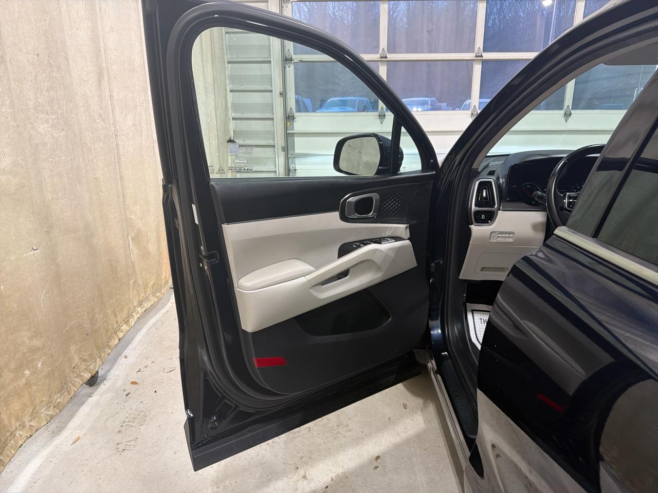 Kia Sorento Hybrid EX AWD 2023