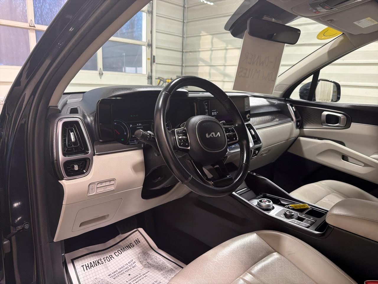 Kia Sorento Hybrid EX AWD 2023