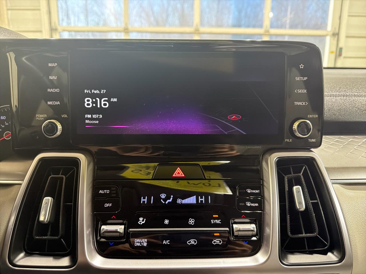 Kia Sorento Hybrid EX AWD 2023